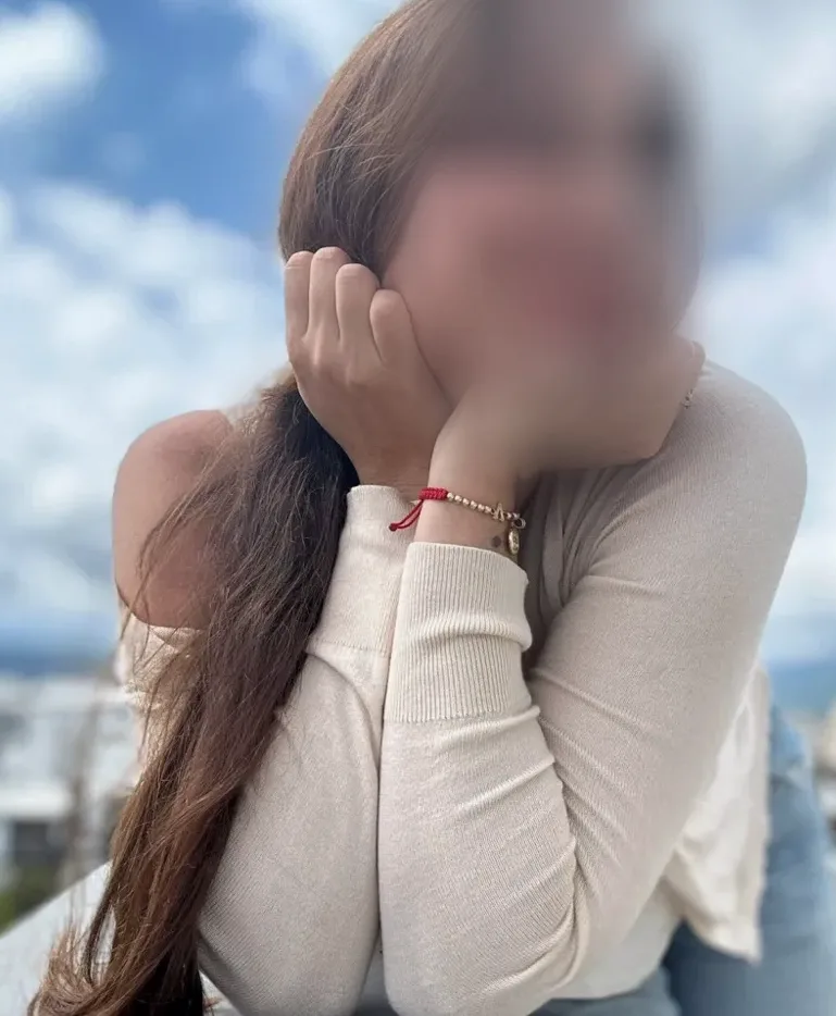 Amina, 32 años